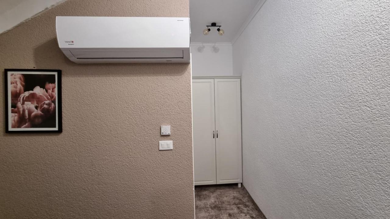 Vila Bun Băile Felix エクステリア 写真