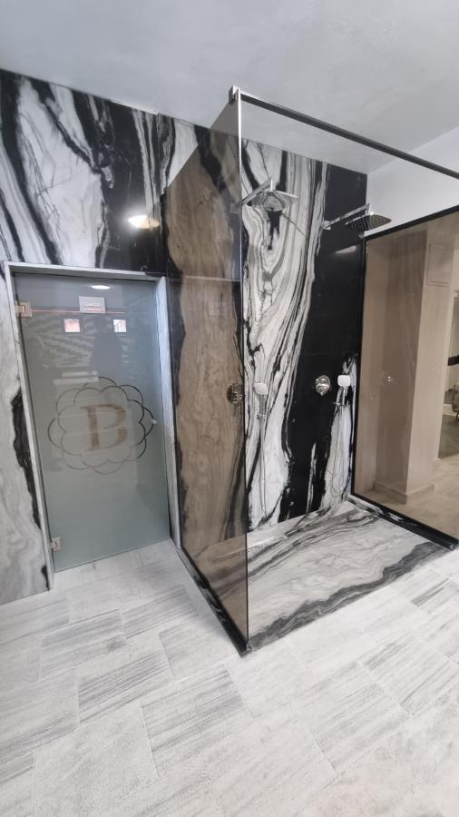 Vila Bun Băile Felix エクステリア 写真